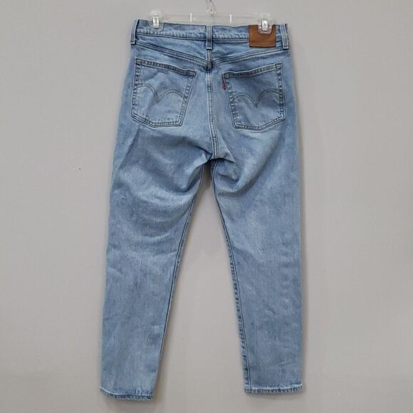 Levi's 501 Women's sz 28 Big E Wedgie Light Wash Denim - Picture 3 of 10